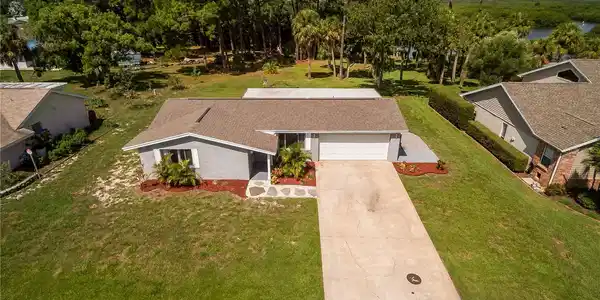 3915 BERWICK