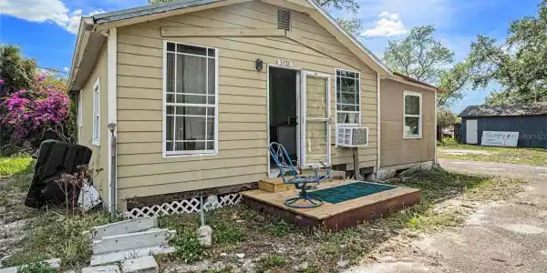3404 FOX PLACE