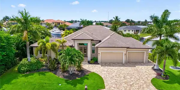 119 TROPICANA DRIVE