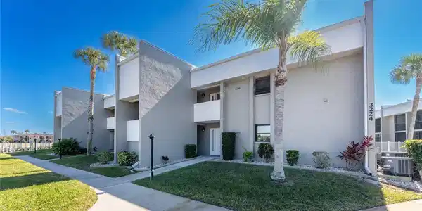 3224 WHITE IBIS COURT