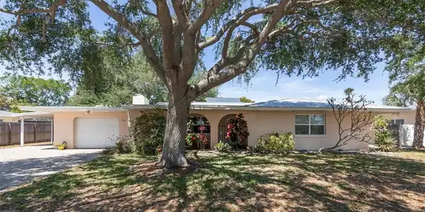 324 BEACH ROAD