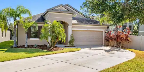 8003 WHITETAIL DEER WAY