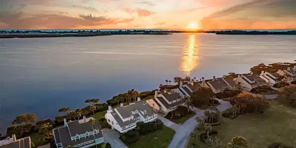 51 TIDY ISLAND
