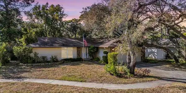 421 WAYFARER COURT
