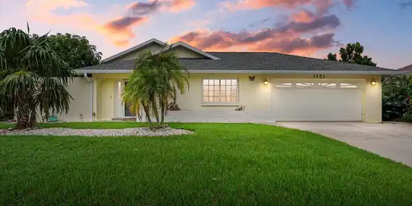 1753 WALDEN COURT
