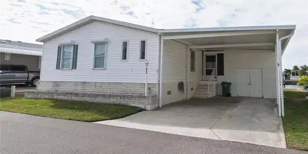 37 EMDEN CIRCLE