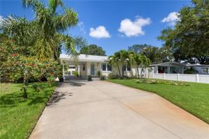 921 FREEMONT S