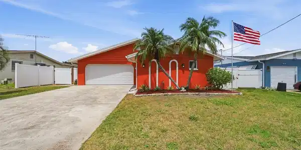 13815 PLUMOSA AVENUE