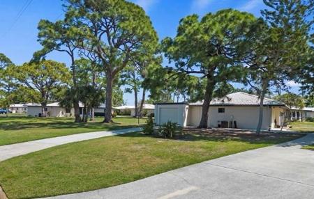 411 OXFORD DRIVE