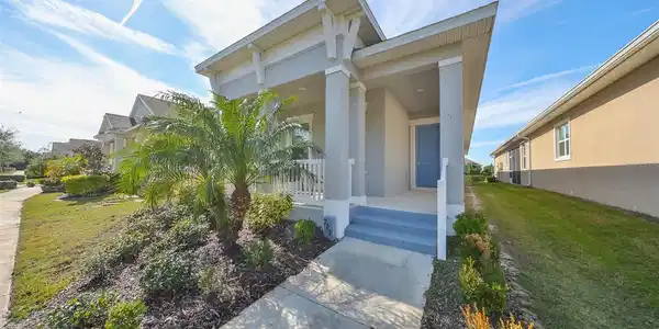 727 WINTERSIDE DRIVE