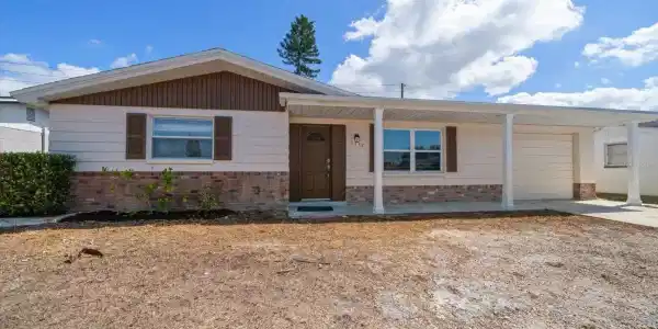 3432 DEVONSHIRE DRIVE