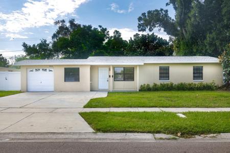 3936 NEPTUNE DRIVE SE
