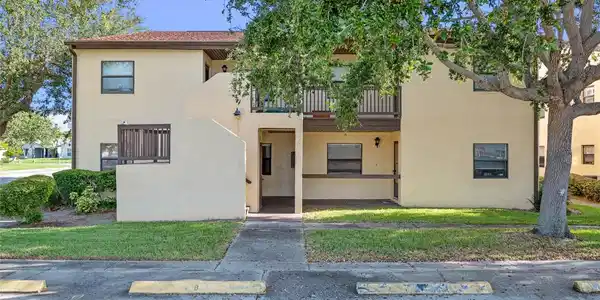 5630 N BANANA RIVER BOULEVARD