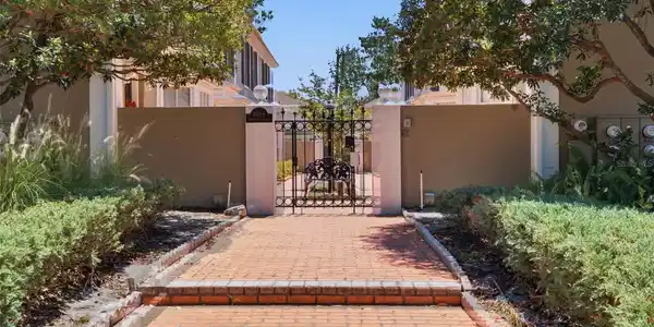 308 S BUNGALOW PARK AVENUE