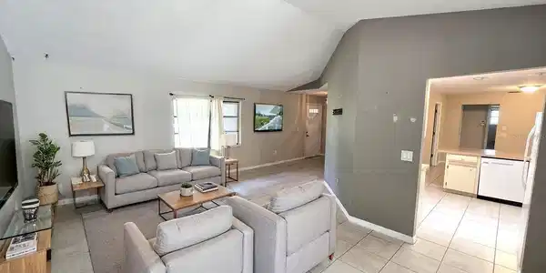 Image 4 Image 4