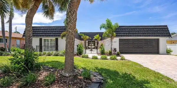 599 FLAMINGO DRIVE