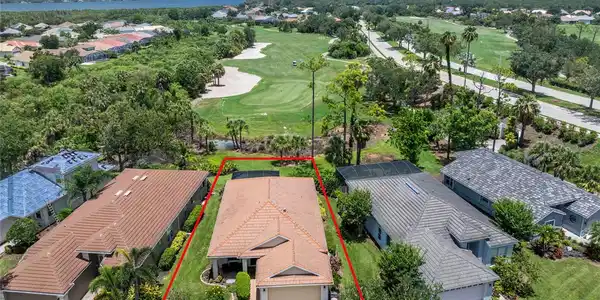 3207 VILLAGE LANE