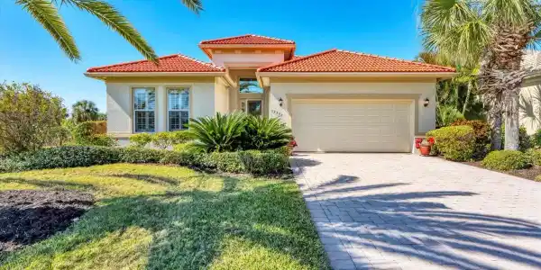 13392 CREEKSIDE LANE
