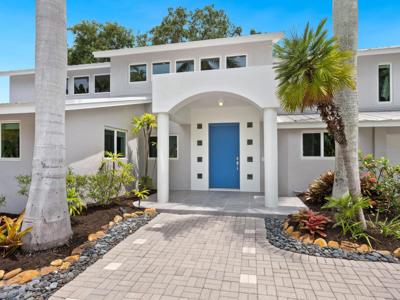 361 AVENIDA LEONA