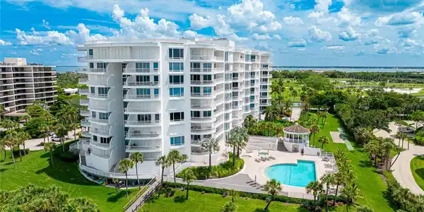 455 LONGBOAT CLUB ROAD