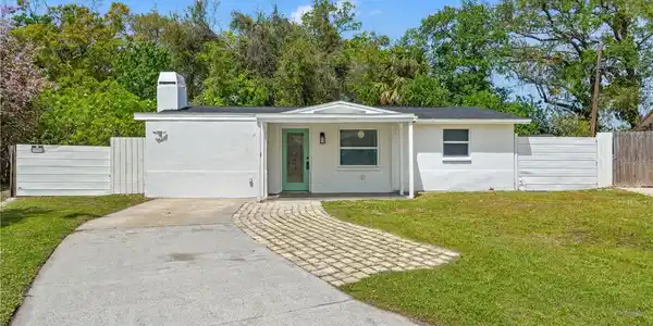 4613 IRENE LOOP
