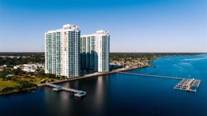 231 RIVERSIDE