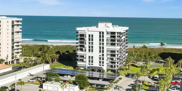 2800 N HIGHWAY A1A