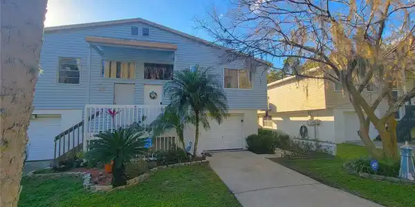 7035 OAKWOOD
