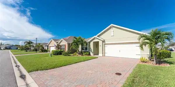 4075 MANATEE LANE