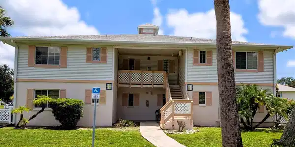1051 FORREST NELSON BOULEVARD