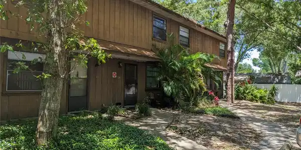 1890 WOLFORD ROAD
