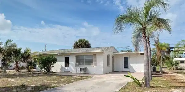 35 HILLCREST DRIVE