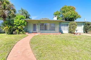 4811 DEL RIO S
