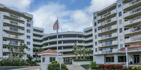 3 OCEANS WEST BOULEVARD