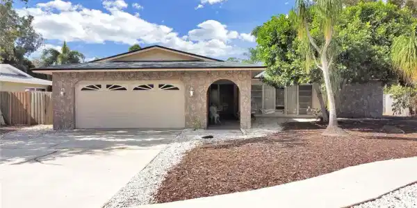 8936 134TH