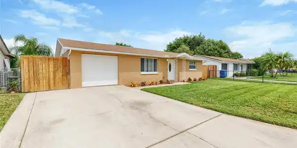 3339 GARFIELD DRIVE