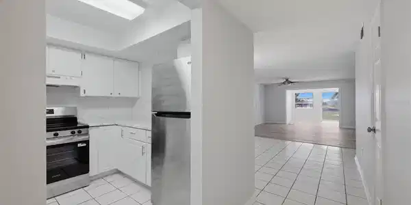 Image 4 Image 4