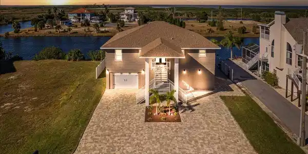 3217 SPANISH BAYONET DRIVE