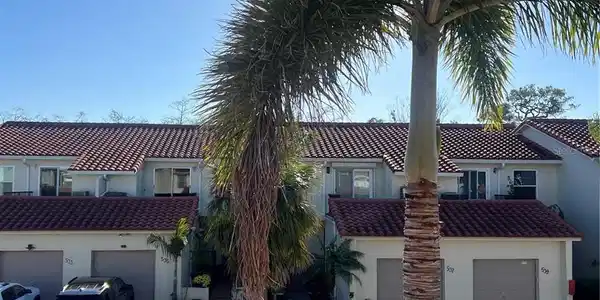 2700 BAYSHORE BOULEVARD