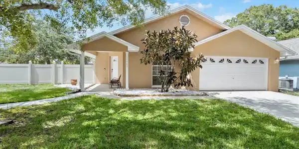 11465 OAKHURST