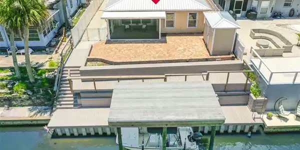 139 DOUGLAS STREET