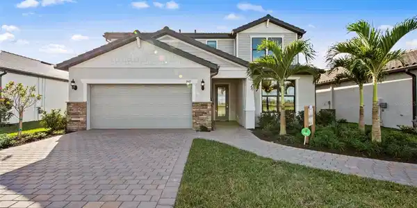 7457 SUMMER COURT