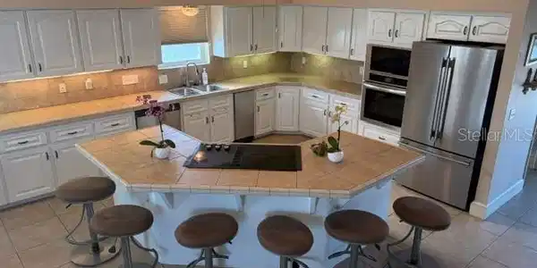 Image 4 Image 4