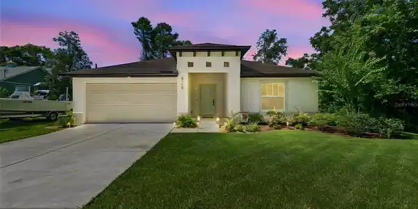 8948 CARRIE WAY