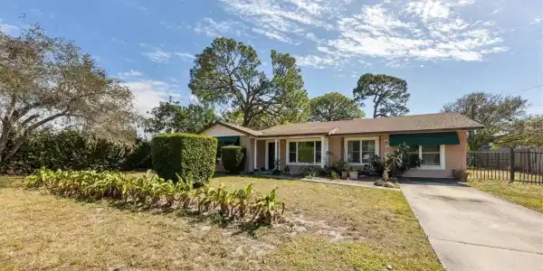 368 HERNANDO