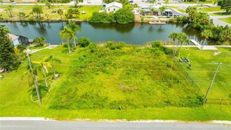 3326 FERNLEAF DRIVE