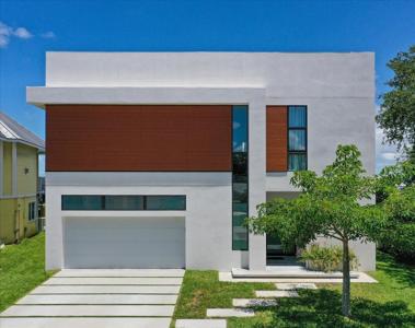 14077 N BAYSHORE DRIVE
