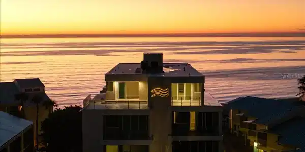 2708 N BEACH ROAD