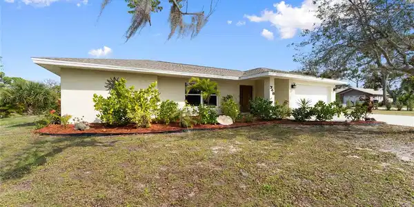 745 S OXFORD DRIVE