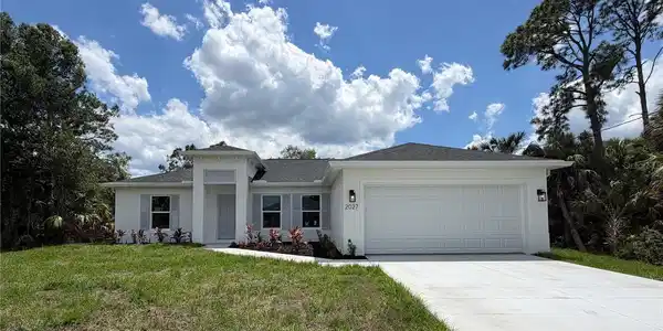 2027 ROANOKE ROAD